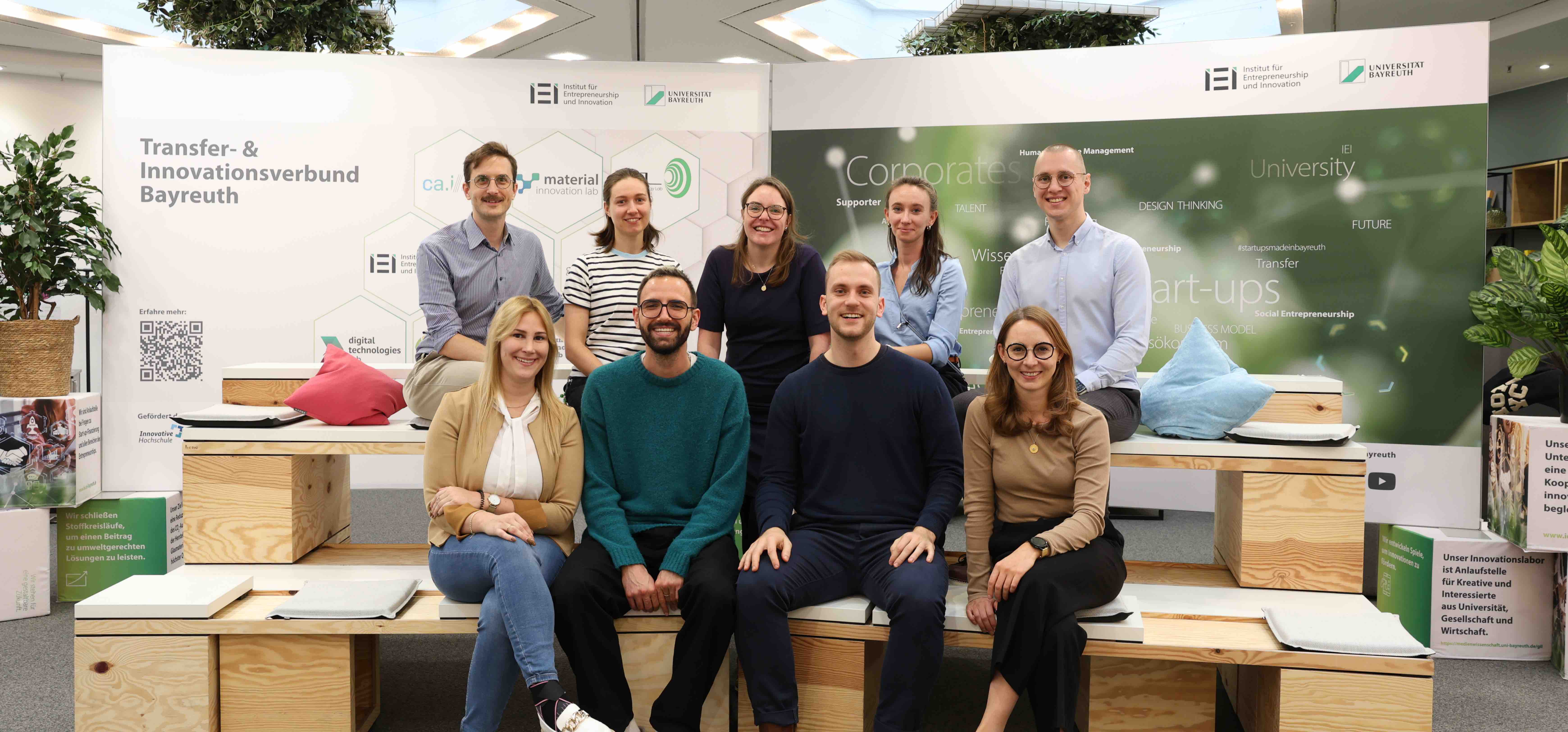 23_10_25-Team-Banner